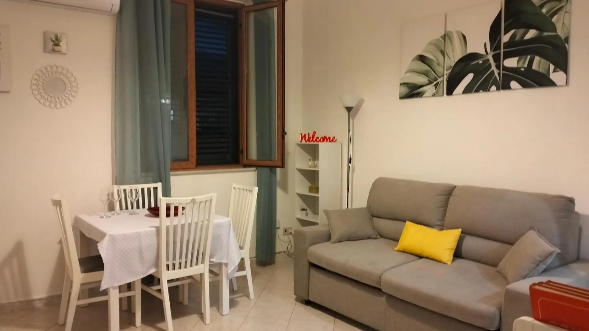 Apartment La Loggia Appartament Palermo Italy